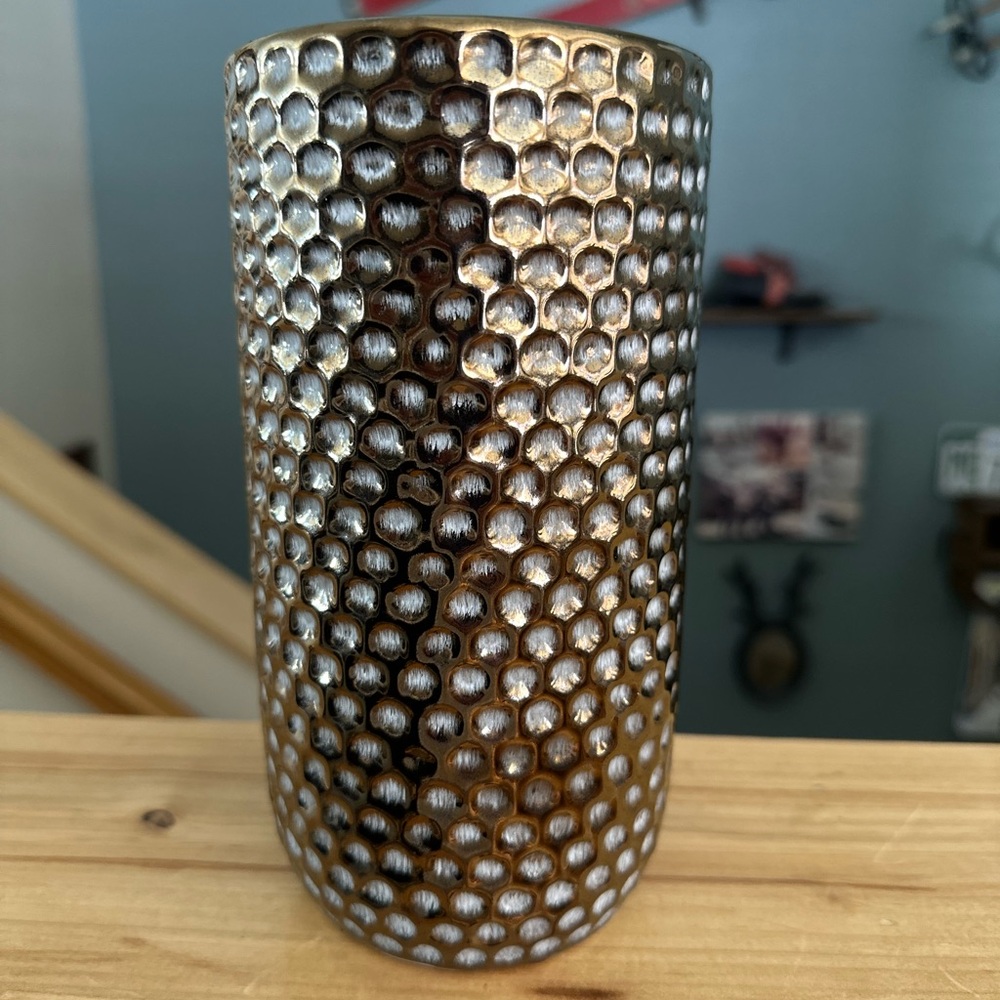 Gold and cream ceram vase